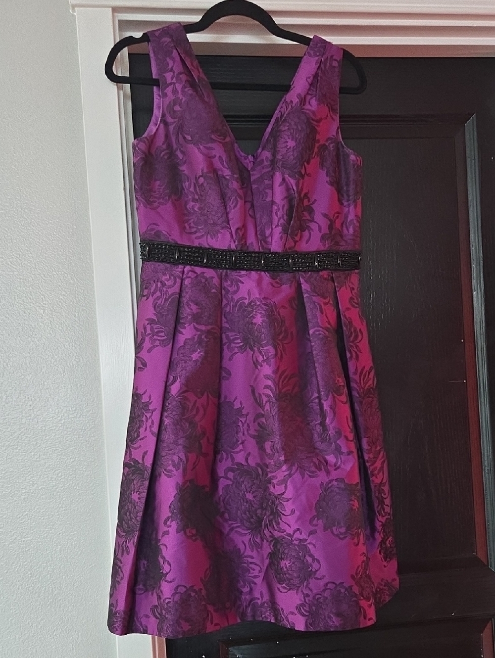 Carmen Marc Valvo Purple Floral Taffeta Fit & Flare Beaded Waist Dress Size 8